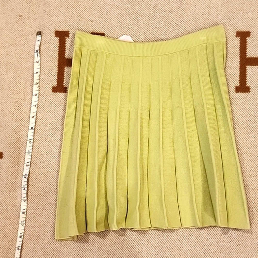 M lime green mini skirt